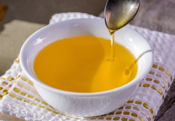 Mniszek lekarski zaczyna kwitnąć. Zrób "miodek majowy" i zadbaj o odporność