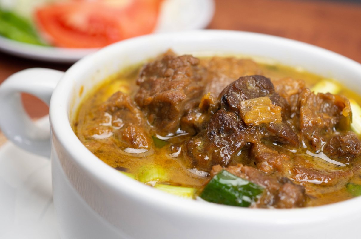 Zapomnij o twardej wołowinie. 3 błędy, przez które psujesz gulasz