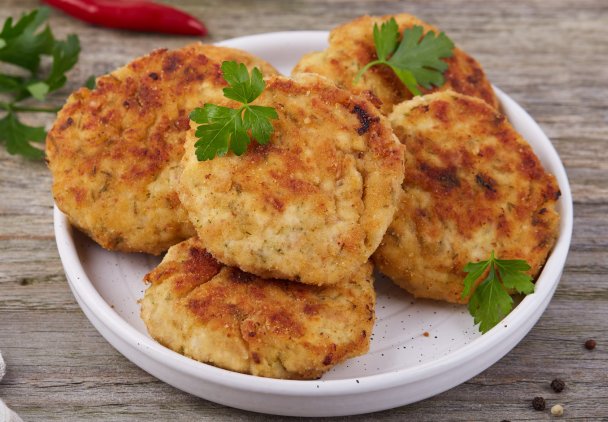 Kotleciki ziemniaczane z kiszoną kapustą