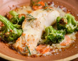 Łosoś w sosie serowym