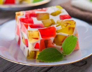 Śmietankowiec z galaretkami