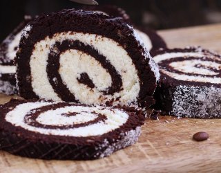 Rolada kokosowo-czekoladowa