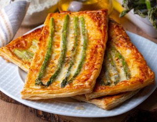 Mini tarty ze szparagami