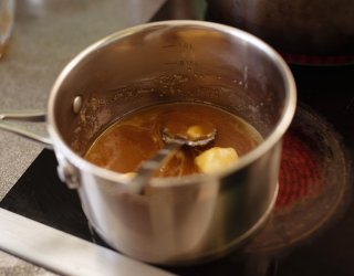 Sekrety francuskich szefów kuchni. Jak ,,brown butter” zmienia zwykłe kopytka w danie z gwiazdką Michelin