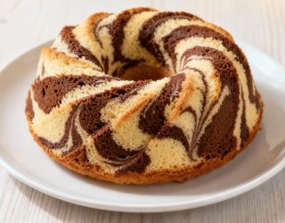 Śmietankowa babka łaciata