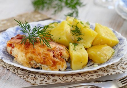 Filet pod serową pierzynką