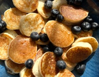 Mini-Pancakes z Borówkami: Najsłodszy Poranek Świata