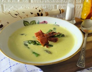 Zupa krem z zielonych szparagów