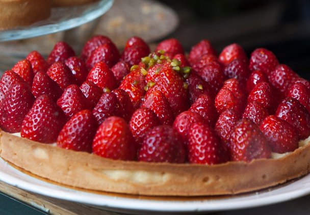 Prosta tarta truskawkowa