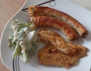 Fileciki z piersi kurczaka, z ciastem francuskim