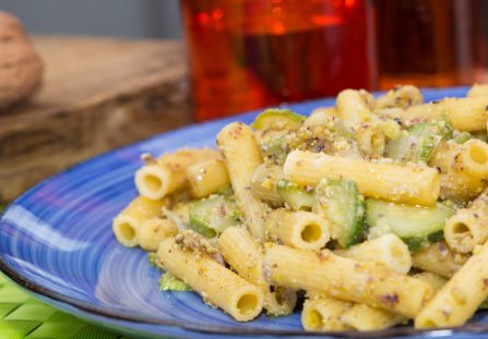 Makaron z sosem pistacjowo-cukiniowym