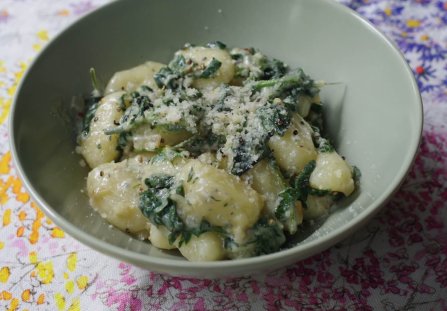Gnocchi z gorgonzolą i pokrzywą zamiast szpinaku