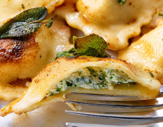 Ravioli z ricottą i szpinakiem – domowy przepis