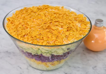 Sałatka z chipsami tortilla