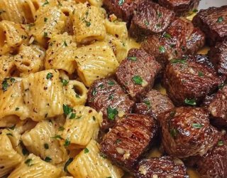 Czosnkowe kąski wołowe + kremowe rigatoni, czyli comfort food w wersji premium!