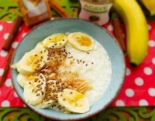 Ryż na mleku z bananami i cynamonem