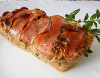 Pieczeń z suszonymi pomidorami