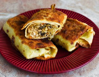 Krokiety z kapustą, grzybami i tofu