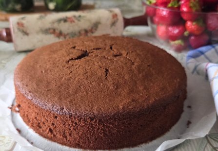 Mały biszkopt keksowy czekoladowy