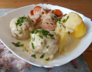 Pulpety w sosie śmietanowym