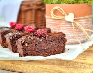 Daktylowe brownie
