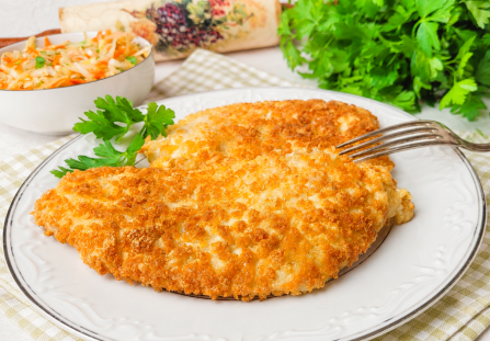 Kotlety z kurczaka w panierce z panko.
