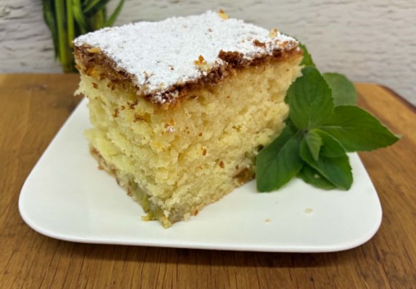 Błyskawiczne ciasto miksowane z rabarbarem na dużą blache