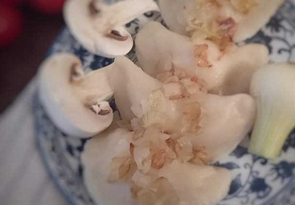 Pierogi z pieczarkami