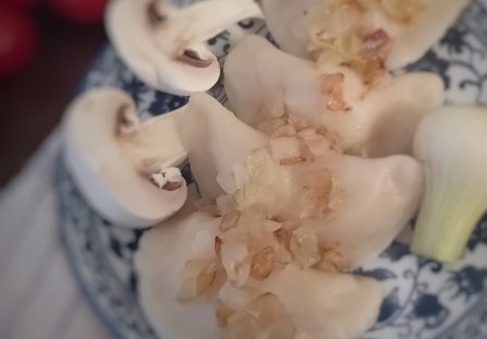Pierogi z pieczarkami