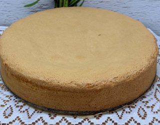 Puszysty biszkopt do tortów i nie tylko