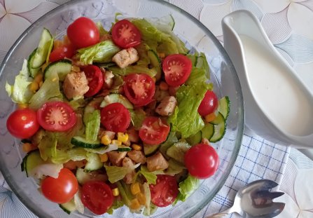 Sałatka kebabowa