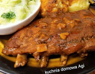 Żeberka wieprzowe w przecierze pomidorowym i miodzie