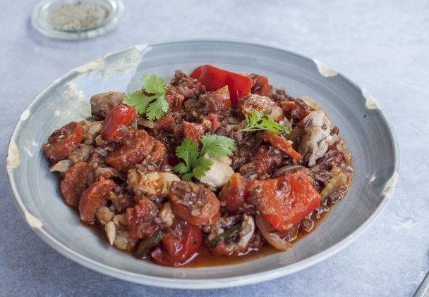 Jambalaya z kurczakiem i chorizo