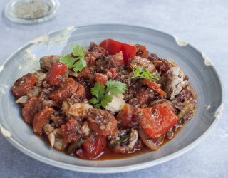 Jambalaya z kurczakiem i chorizo