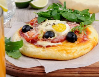 Pizzerinki z kiełbasą