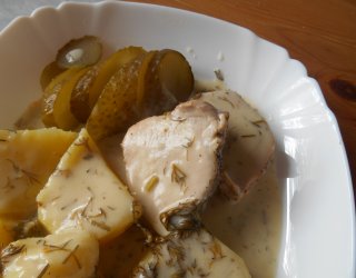 Schab pieczony w sosie koperkowym
