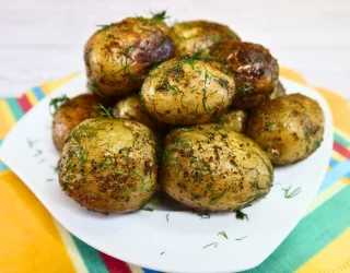 Młode ziemniaki z patelni