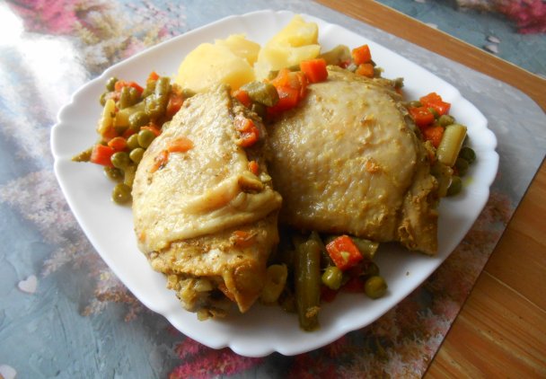 Udka z warzywami pieczone w rękawie