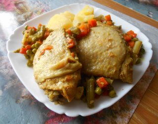 Udka z warzywami pieczone w rękawie