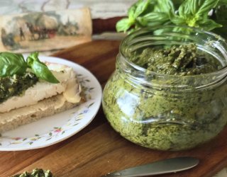 Pesto bazyliowo-pietruszkowe