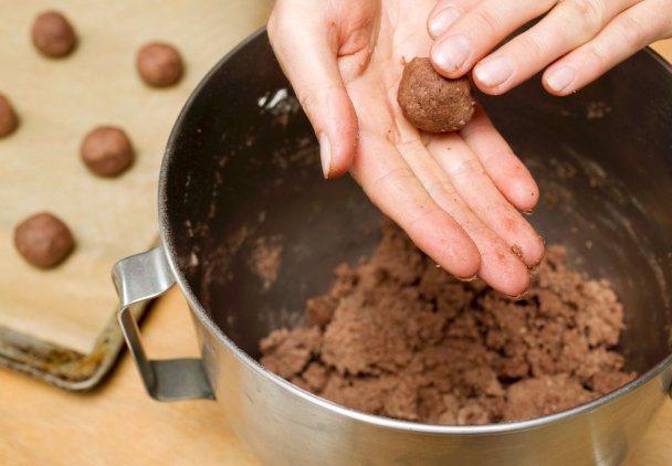 Ciasteczkowe kulki bez pieczenia