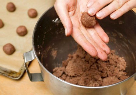 Ciasteczkowe kulki bez pieczenia