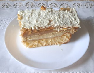 Ciasto balowe na biszkopcie.