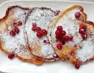 Szybkie placki z porzeczkami