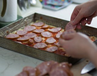 Zapiekanka z kiełbasą