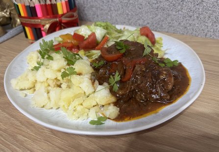 Karkówka w coli i ketchupie