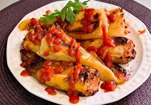 Papryka faszerowana farszem gołąbkowym