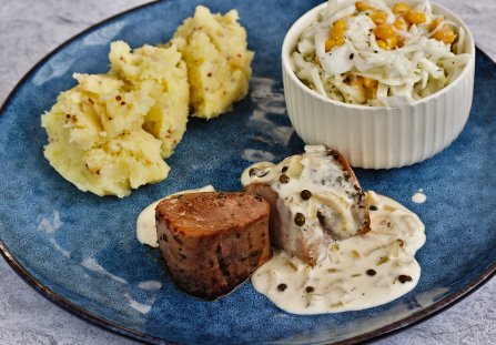 Polędwica wieprzowa sous vide z sosem pieprzowym