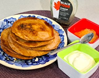 Kakaowe pancakes .