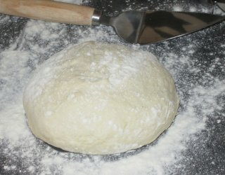 Ciasto na pizzę w 3 minuty.
